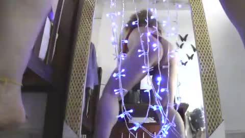 luanna837 online show from December 2024 08:57:02 PM