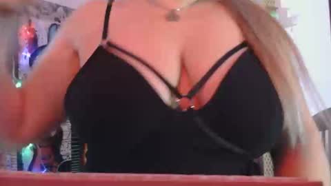 luanna837 online show from May 2026 04:12:01 PM