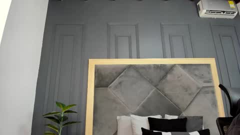 luca_morettii online show from October 2025 12:07:02 PM