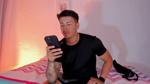 luca vane online show from September 2025 01:49:02 AM