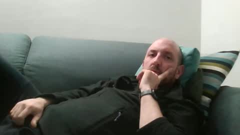 Luca online show from December 2025 08:02:01 PM