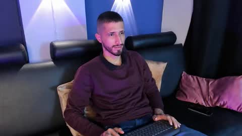 Snapshot of lucas4me chatting on February 2026 03:01:02 AM Lucas online show from February 2026 03:01:02 AM