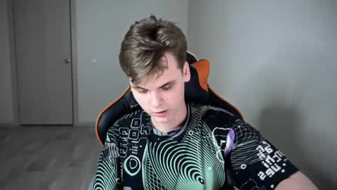 Snapshot of lucas_dany chatting on December 2024 04:58:01 PM Lucas Gill online show from December 2024 04:58:01 PM