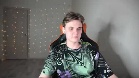 Snapshot of lucas_dany chatting on January 2025 11:58:02 PM Lucas Gill online show from January 2025 11:58:02 PM