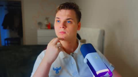 Lucas Gill online show from December 2025 06:41:02 AM