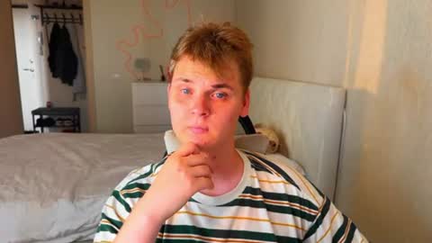 Snapshot of lucas_dany chatting on July 2026 03:10:02 PM Lucas Gill online show from July 2026 03:10:02 PM