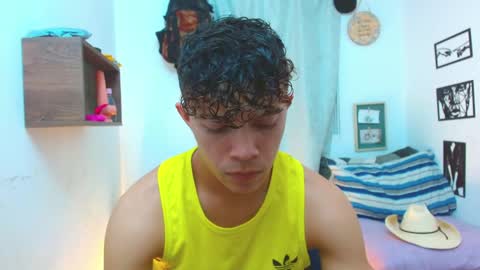 Snapshot of lucas_luxx1 chatting on September 2025 01:00:02 PM Lucas Luxx online show from September 2025 01:00:02 PM