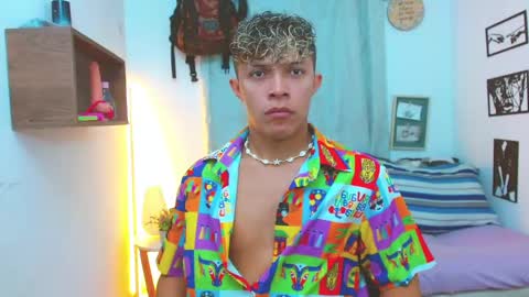 Snapshot of lucas_luxx1 chatting on October 2025 03:52:01 PM Lucas Luxx online show from October 2025 03:52:01 PM