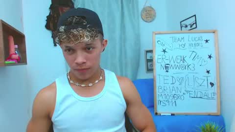 Snapshot of lucas_luxx1 chatting on October 2025 12:40:02 AM Lucas Luxx online show from October 2025 12:40:02 AM