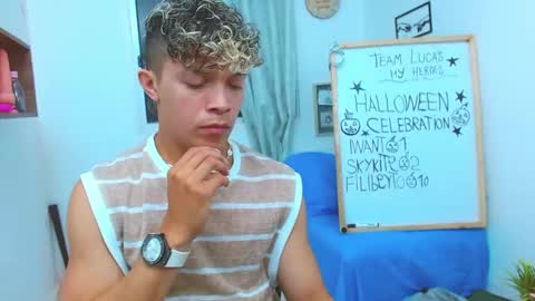 Snapshot of lucas_luxx1 chatting on October 2025 04:53:02 PM Lucas Luxx online show from October 2025 04:53:02 PM