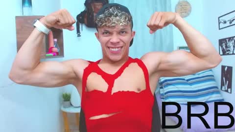 Snapshot of lucas_luxx1 chatting on November 2025 12:32:01 AM Lucas Luxx online show from November 2025 12:32:01 AM