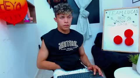 Snapshot of lucas_luxx1 chatting on November 2025 01:19:02 AM Lucas Luxx online show from November 2025 01:19:02 AM