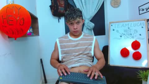 Snapshot of lucas_luxx1 chatting on November 2025 02:31:02 PM Lucas Luxx online show from November 2025 02:31:02 PM