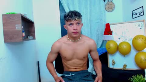 Lucas Luxx online show from December 2025 12:57:02 PM