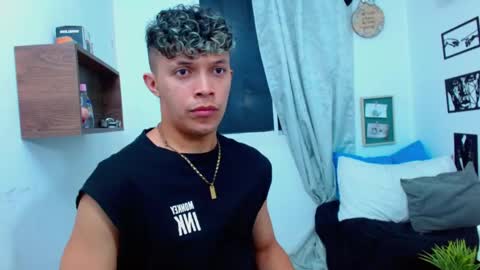 Lucas Luxx online show from January 2026 05:27:02 PM