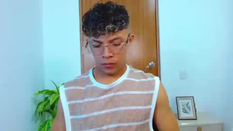 Lucas Luxx online show from February 2026 12:57:02 PM