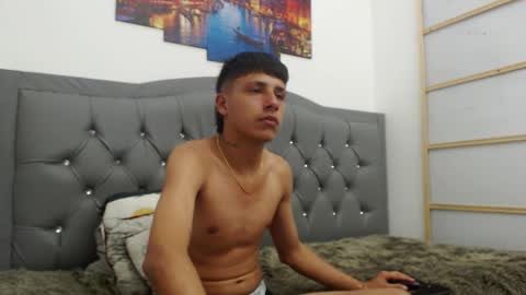 Snapshot of lucas_rivass chatting on November 2025 10:10:02 PM LUCAS RIVAS online show from November 2025 10:10:02 PM