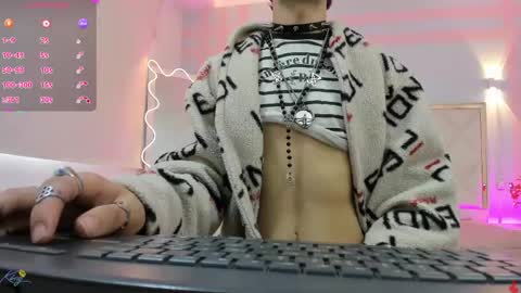Lucas online show from May 2026 08:27:01 PM