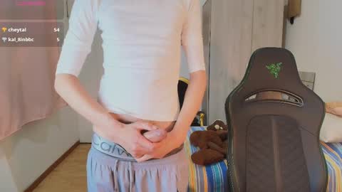 lucas_xo online show from March 2026 01:22:01 AM
