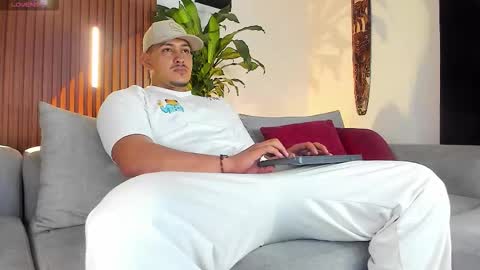 LUCA SANTOS online show from February 2026 03:36:02 AM