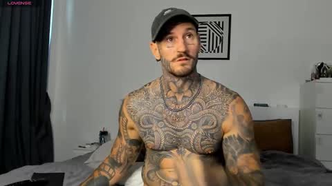 lucasexclusive online show from November 2025 05:39:02 AM