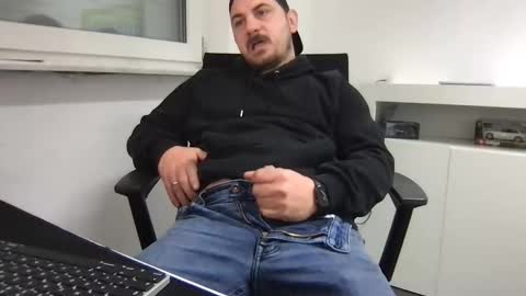 lucca_italiano online show from April 2026 11:24:02 AM