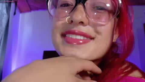 Snapshot of luccycollins_ chatting on November 2025 05:06:01 PM Luccy online show from November 2025 05:06:01 PM