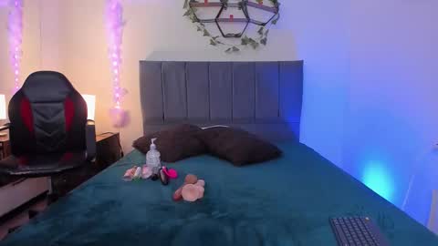 Lucero  online show from February 2026 03:55:02 AM