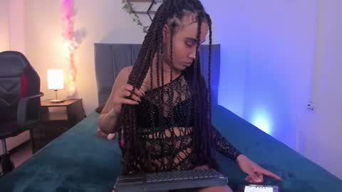 Lucero  online show from March 2026 03:33:01 AM