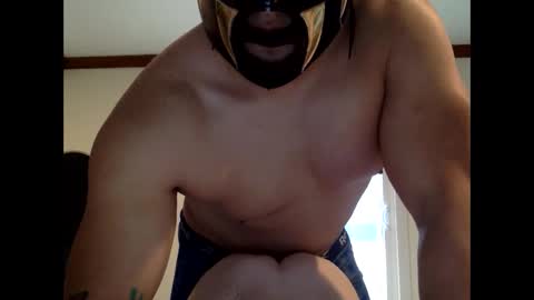 Snapshot of luchamuscles chatting on January 2025 07:51:01 PM luchamuscles online show from January 2025 07:51:01 PM