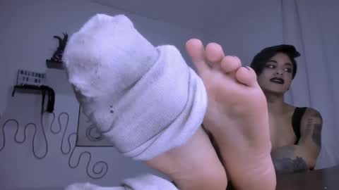 Snapshot of luci_fer_devil_1 chatting on December 2024 08:37:02 PM Veronica Rati online show from December 2024 08:37:02 PM