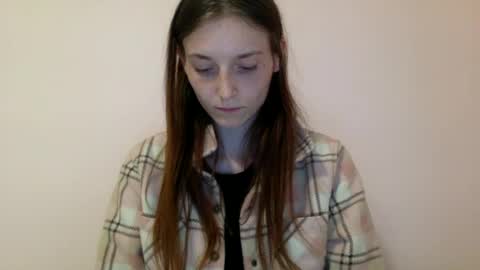 Snapshot of luci_layne chatting on June 2026 02:31:01 PM Luci Layne online show from June 2026 02:31:01 PM