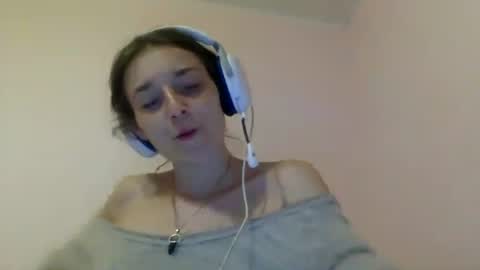 Snapshot of luci_layne chatting on July 2026 05:36:01 AM Luci Layne online show from July 2026 05:36:01 AM