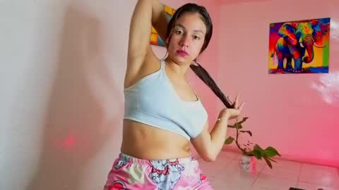 Luciana Ramirez  Sofia Collins online show from April 2026 10:05:01 AM