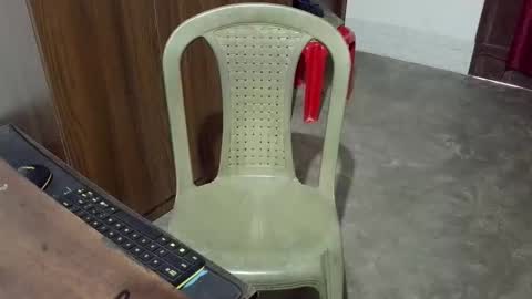 Snapshot of luci_ri chatting on October 2025 04:22:02 AM luci_ri online show from October 2025 04:22:02 AM