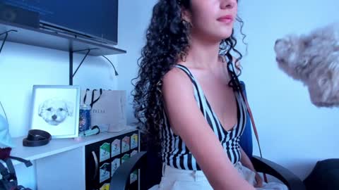 Lucia online show from January 2025 10:12:01 PM