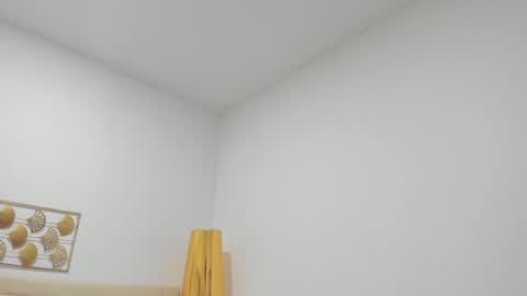 lucia_lorenz online show from February 2026 11:15:01 AM