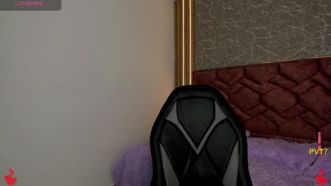 lucia star  online show from January 2025 09:15:01 PM