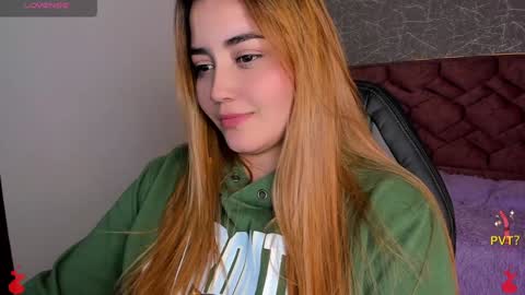 lucia star  online show from January 2025 05:10:02 AM