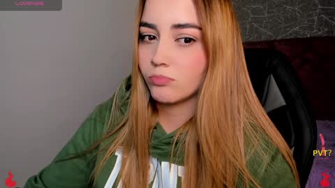 lucia star  online show from January 2025 10:30:02 PM