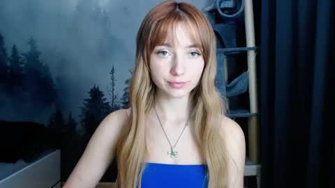 Snapshot of luciacam20 chatting on January 2025 10:15:02 PM Lucy online show from January 2025 10:15:02 PM