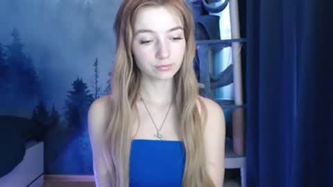 Snapshot of luciacam20 chatting on January 2025 07:20:02 AM Lucy online show from January 2025 07:20:02 AM