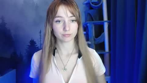 Snapshot of luciacam20 chatting on January 2025 07:17:01 PM Lucy online show from January 2025 07:17:01 PM