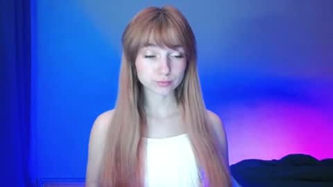 Snapshot of luciacam20 chatting on January 2025 07:10:02 PM Lucy online show from January 2025 07:10:02 PM