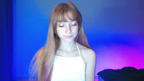 Snapshot of luciacam20 chatting on January 2025 10:12:01 PM Lucy online show from January 2025 10:12:01 PM