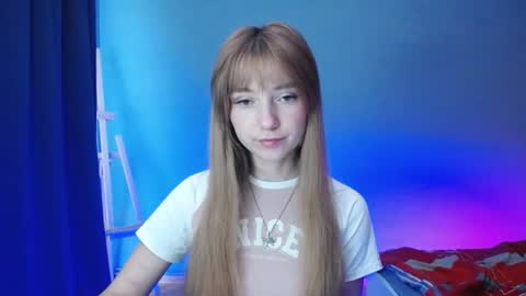 Snapshot of luciacam20 chatting on January 2025 07:15:01 AM Lucy online show from January 2025 07:15:01 AM