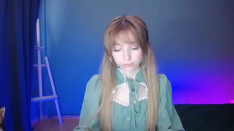 Snapshot of luciacam20 chatting on February 2025 06:19:01 AM Lucy online show from February 2025 06:19:01 AM