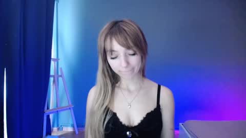 Snapshot of luciacam20 chatting on March 2025 06:54:02 AM Lucy online show from March 2025 06:54:02 AM