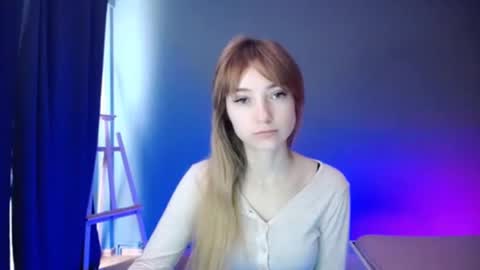 Snapshot of luciacam20 chatting on March 2025 07:12:02 AM Lucy online show from March 2025 07:12:02 AM