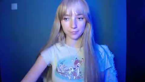 Snapshot of luciacam20 chatting on September 2025 06:57:01 PM Lucy online show from September 2025 06:57:01 PM